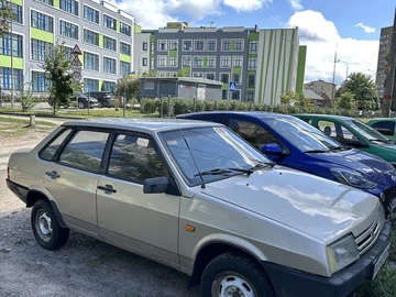 Авто ВАЗ 21099 1998 № 7955379