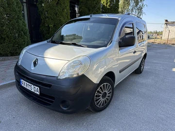 Авто Renault Kangoo Passenger 2010 № 7955410