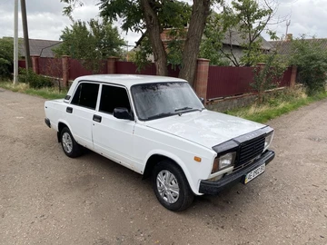Авто ВАЗ 2107 1987 № 7955496