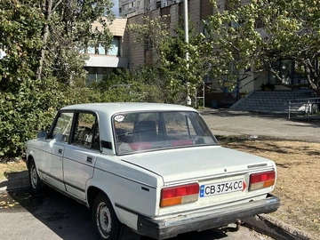 Авто ВАЗ 2107 1996 № 7955694