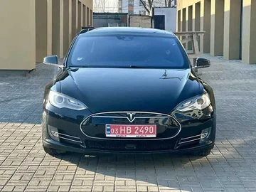 Авто Tesla Model S 2015 № 7955889