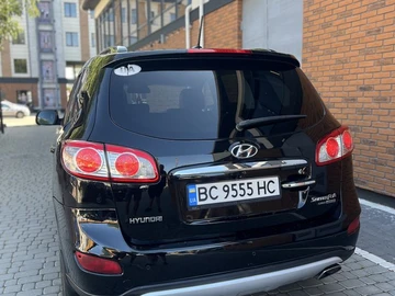 Авто Hyundai Santa Fe 2011 № 7955904