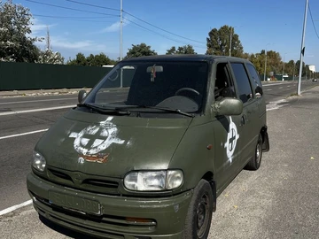 Авто Nissan Serena 1999 № 7955940