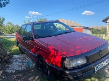 Авто Volkswagen Passat Sedan 1989 № 7956182