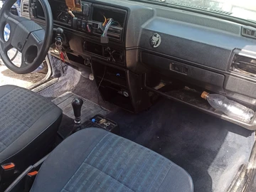 Авто Volkswagen Golf 1990 № 7956192