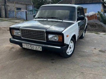 Авто ВАЗ 2107 1990 № 7956210