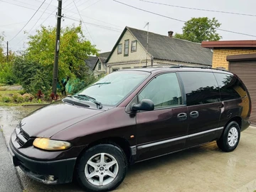Авто Chrysler Grand Voyager 2000 № 7956334