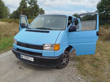 Авто Volkswagen Transporter 1994 № 7956336