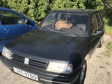 Авто Peugeot 309 1997 № 7956402