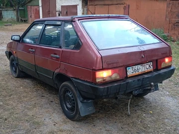 Авто ВАЗ 2109 1995 № 7956618