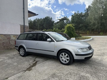 Авто Volkswagen Passat Variant 1999 № 7956697