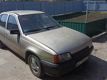 Авто Opel Kadett 1986 № 7956753