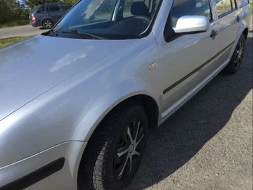Авто Volkswagen Golf 2002 № 7956831