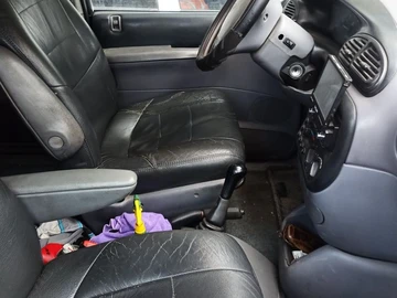 Авто Chrysler Grand Voyager 1999 № 7957000