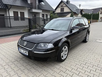 Авто Volkswagen Passat Variant 2004 № 7957086