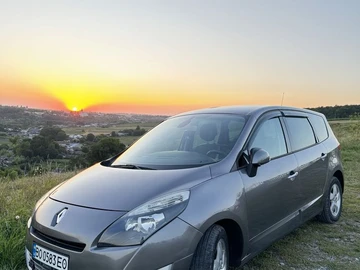 Авто Renault Grand Scenic 2011 № 7957094