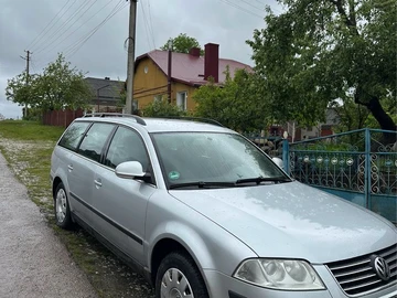 Авто Volkswagen Passat Variant 2004 № 7957238