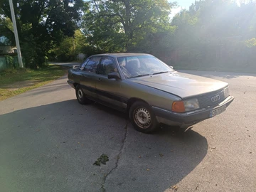 Авто Audi 100 1984 № 7957252