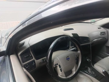 Авто Volvo V70 2003 № 7957476