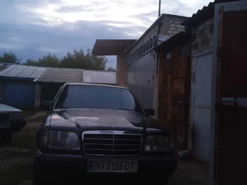 Авто Mercedes 220 1994 № 7957561