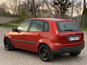 Авто Ford Fiesta 2007 № 7957566
