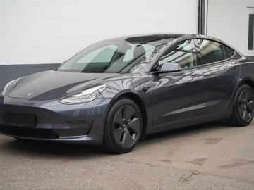 Авто Tesla Model 3 2023 № 7957622