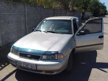 Авто Daewoo Nexia 2000 № 7957739