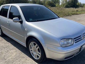 Авто Volkswagen Golf 2002 № 7957833