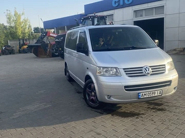 Авто Volkswagen Multivan 2004 № 7957920