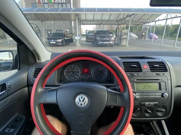 Авто Volkswagen Golf 2005 № 7957960