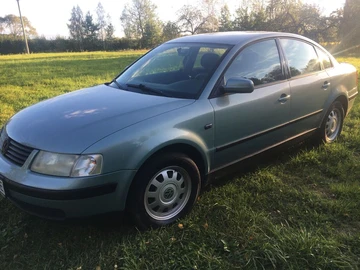 Авто Volkswagen Passat Sedan 1998 № 7957962