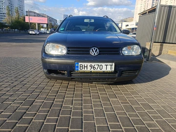 Авто Volkswagen Golf 1999 № 7957967