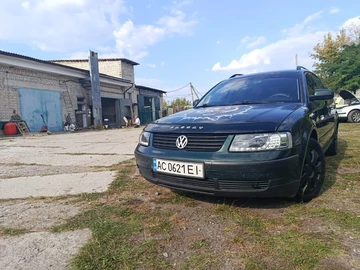 Авто Volkswagen Passat Sedan 1998 № 7957987
