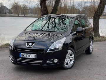 Авто Peugeot 5008 2012 № 7958183