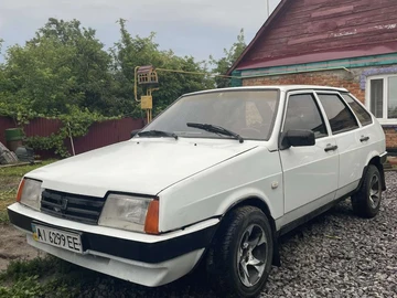 Авто ВАЗ 2109 1992 № 7958292