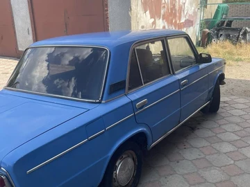 Авто ВАЗ 2103 1980 № 7958296