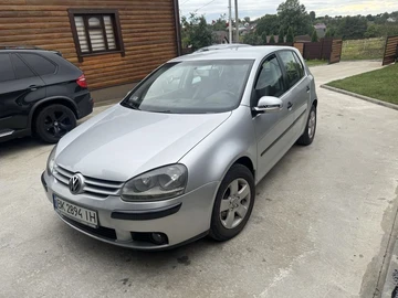 Авто Volkswagen Golf 2004 № 7958298