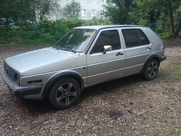 Авто Volkswagen Golf 1987 № 7958340
