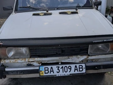 Авто ВАЗ 2105 1989 № 7958580