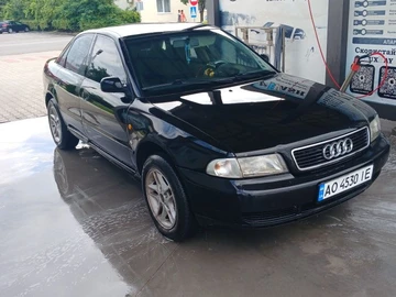 Авто Audi A4 1997 № 7958645