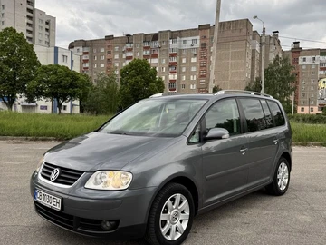 Авто Volkswagen Touran 2003 № 7958705