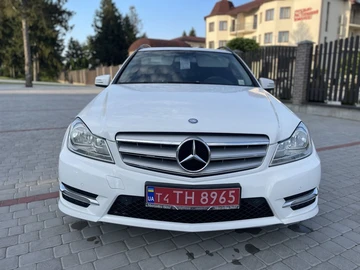Авто Mercedes 220 2013 № 7958803