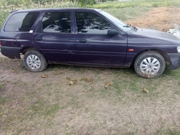 Авто Ford Escort 1996 № 7958804