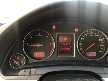 Авто Audi A4 2002 № 7958805