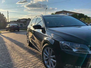 Авто Volkswagen Passat Variant 2010 № 7958833