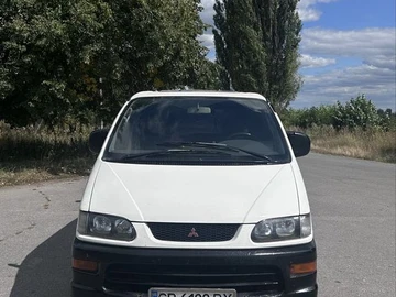 Авто Mitsubishi Space Gear 2001 № 7958944