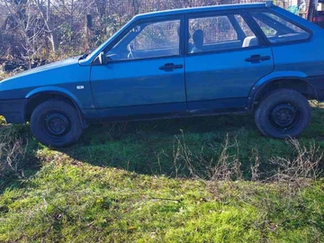 Авто ВАЗ 2109 1994 № 7958964