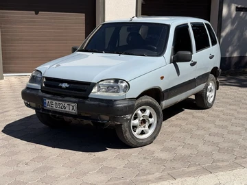 Авто Chevrolet Niva 2004 № 7959089