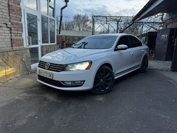 Авто Volkswagen Passat Sedan 2013 № 7959185