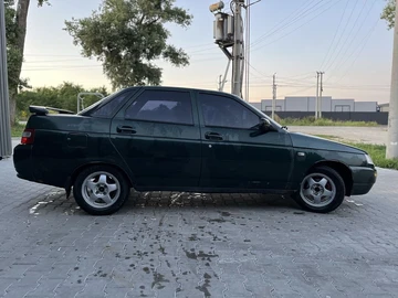 Авто ВАЗ 21102 2004 № 7959272